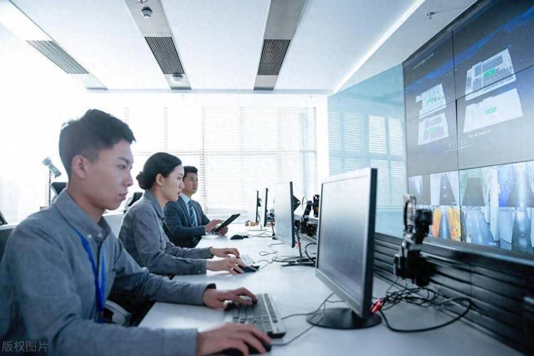 軟件技術開發工程師 考證路徑、要求與行業前景